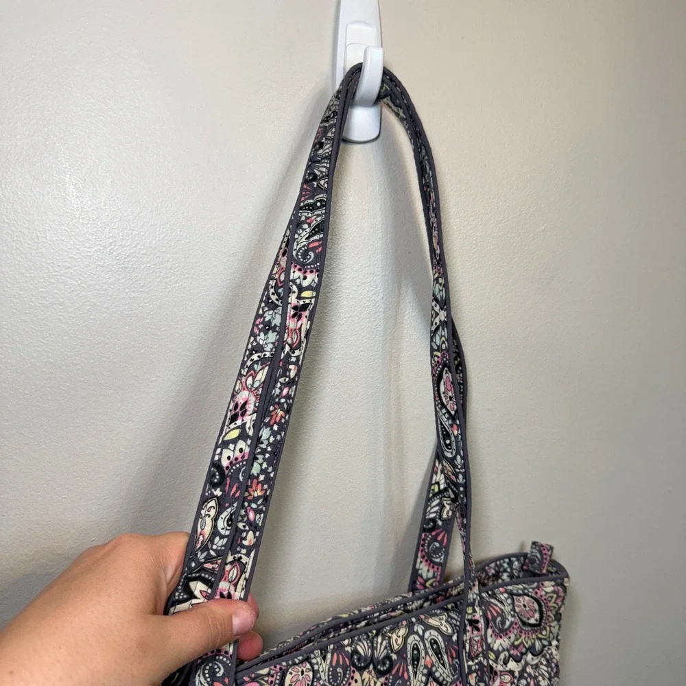 Vera Bradley Bonbon Medallion Paisley Print Quilted Cotton Zip Tote Shoulder Bag